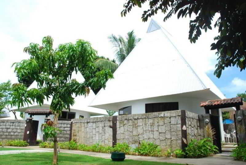 Cordova Reef Village Resort Lapu-Lapu City Exterior foto